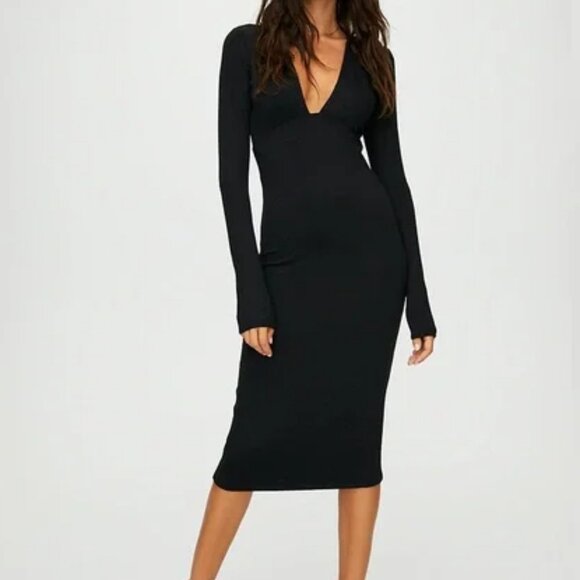Wilfred Dresses & Skirts - Aritzia Wilfred Free Abby Long Sleeve Dress